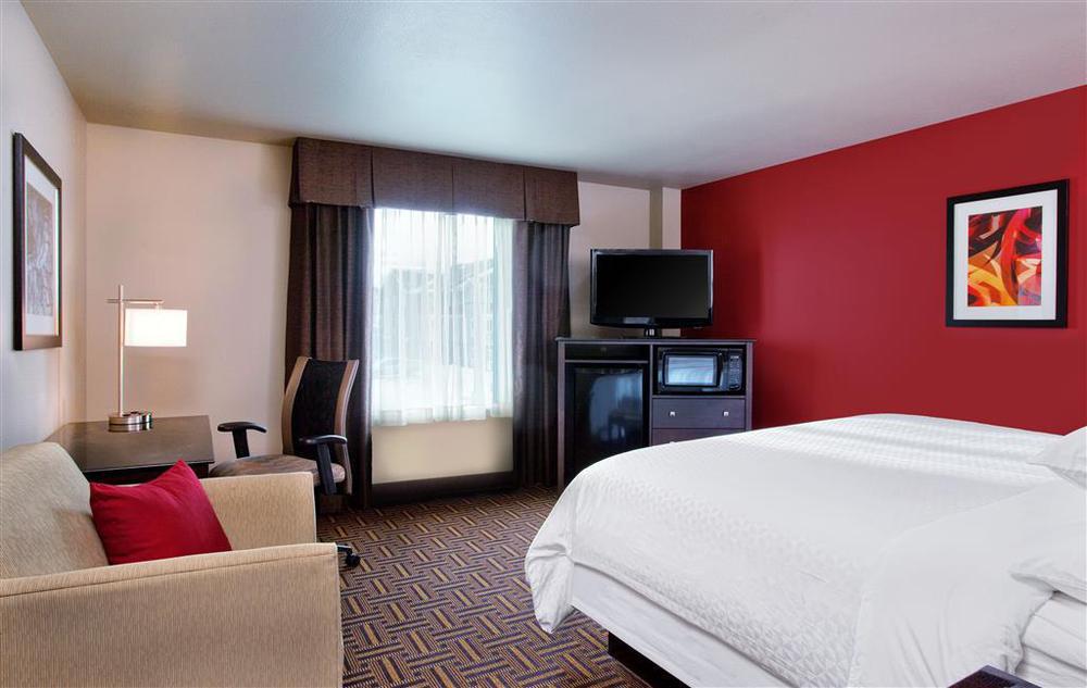 Sonesta Essential Minot Otel Oda fotoğraf