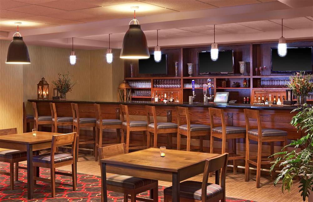 Sonesta Essential Minot Otel Restoran fotoğraf