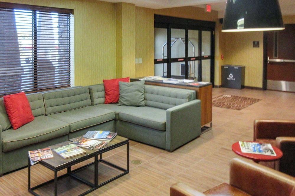Sonesta Essential Minot Otel Dış mekan fotoğraf