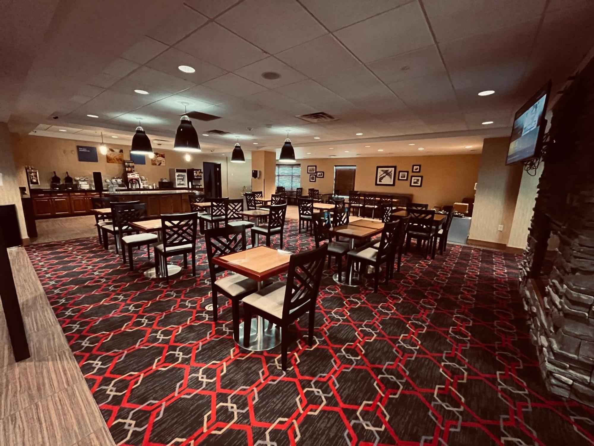 Sonesta Essential Minot Otel Dış mekan fotoğraf