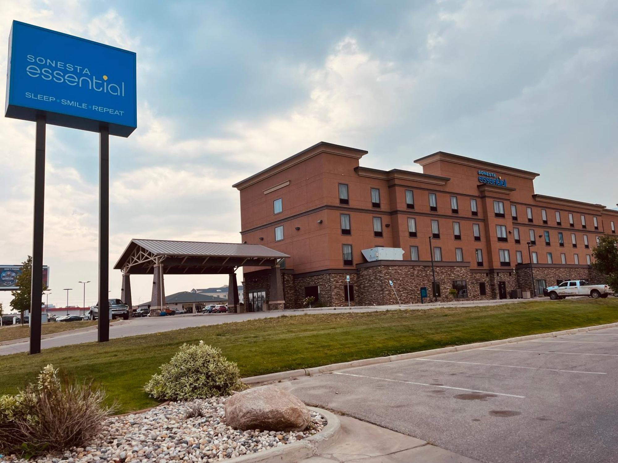 Sonesta Essential Minot Otel Dış mekan fotoğraf
